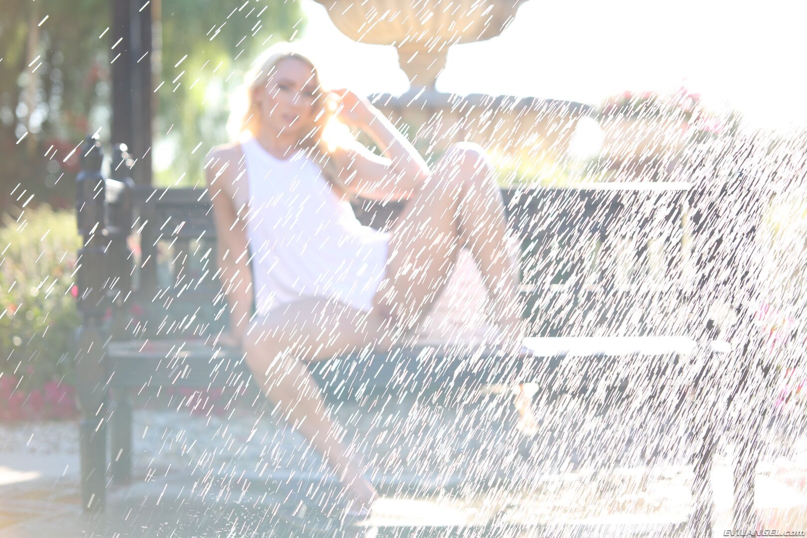 Squirt Queen AJ: Girl Juice Geyser!