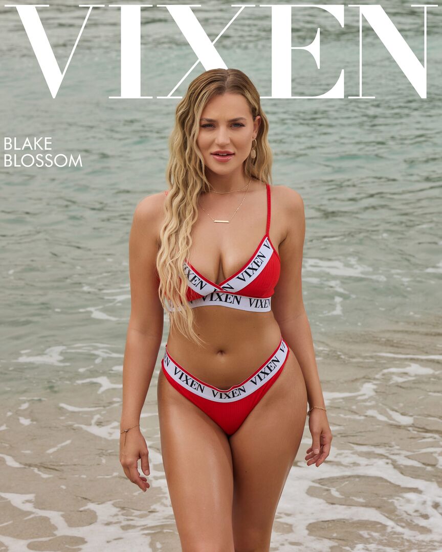 Busty Blonde Blake Blossom Most Intense Orgasms