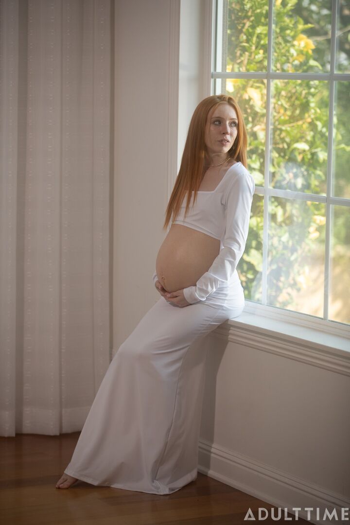 18 & PREGNANT
