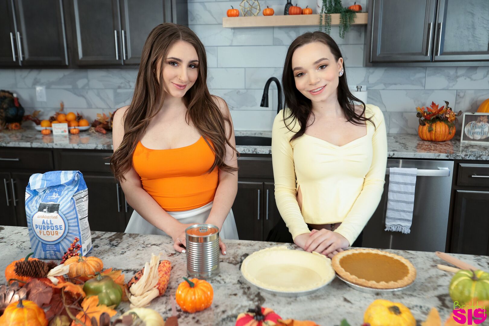 Thankful For Stepsisters Sweet Pie - S34:E5