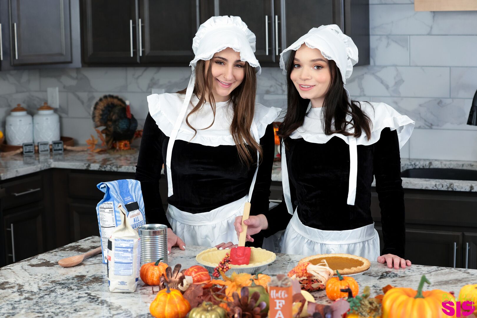 Thankful For Stepsisters Sweet Pie - S34:E5