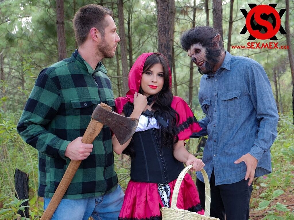 Little red riding hood . Ana Paula Rico