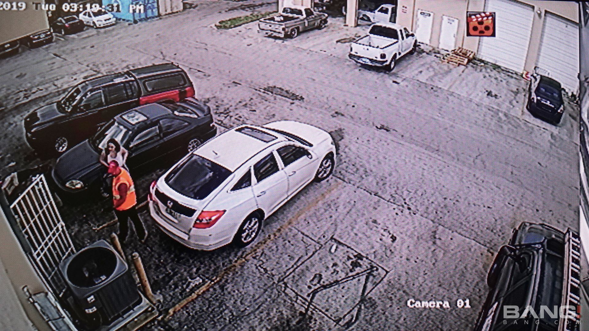V Monroe Gets Her Pussy Worked Out Instead Of Paying For Her Car Repairs