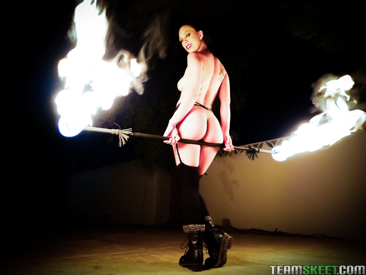 Smoking Hot Fire Spinner Gets A Blazing