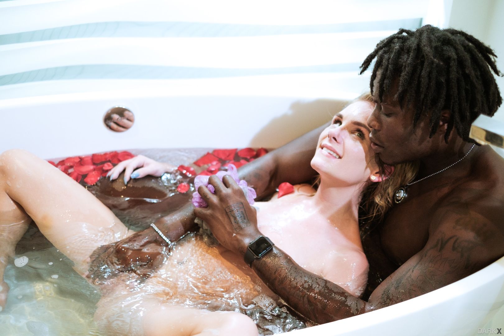 Sensual Bath Scene-01