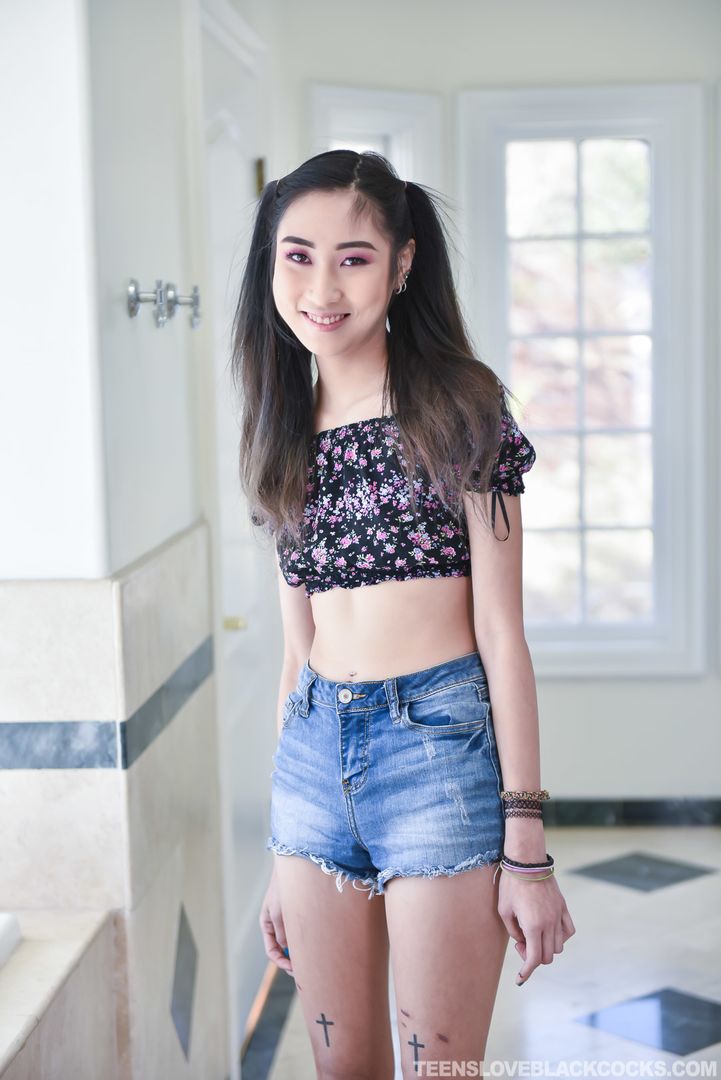Asian Teen With Dark And Dirty Dreams