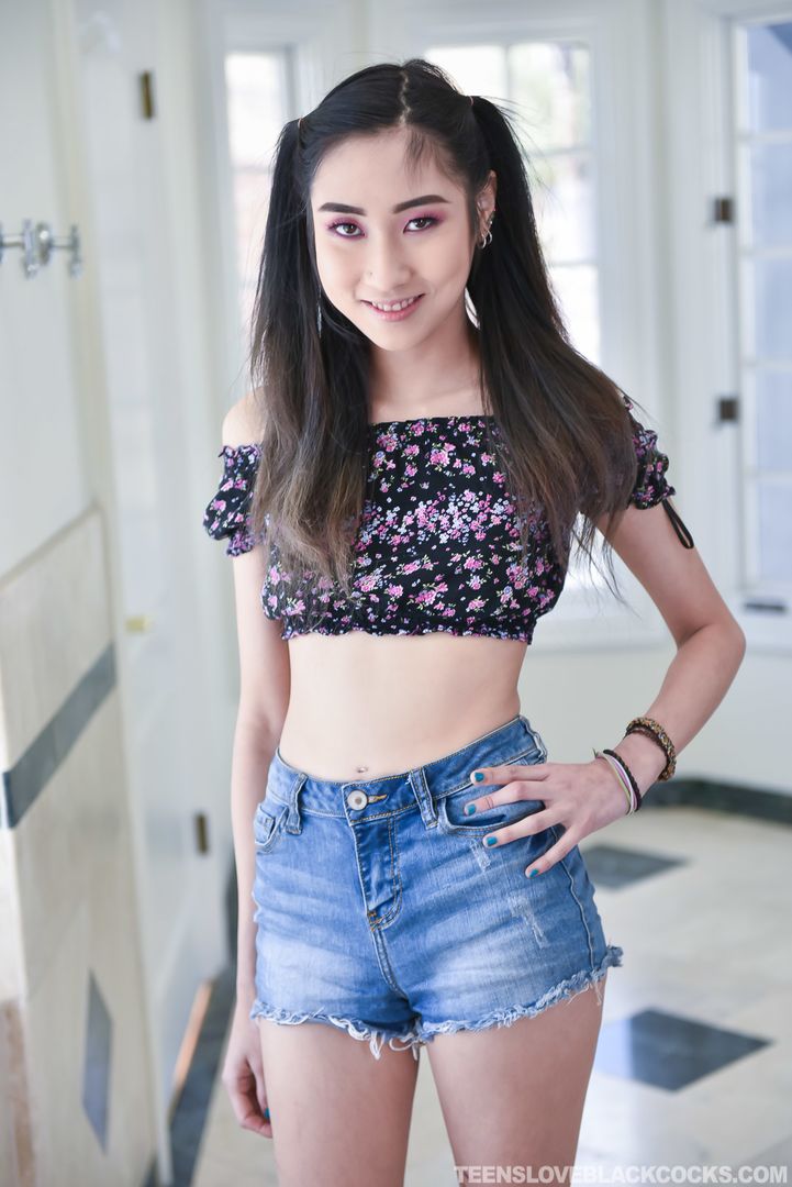 Asian Teen With Dark And Dirty Dreams