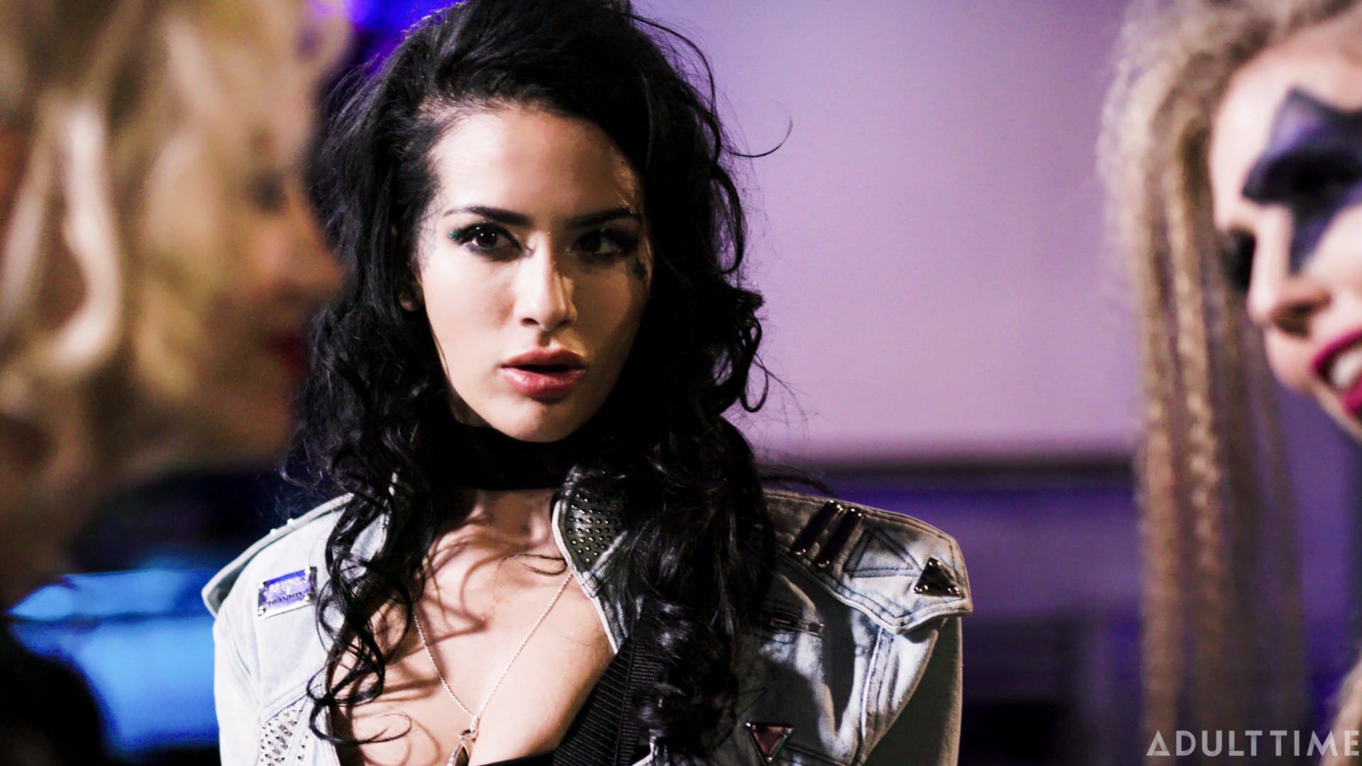 Girlcore | S2 E1 | rock you like a hurricane