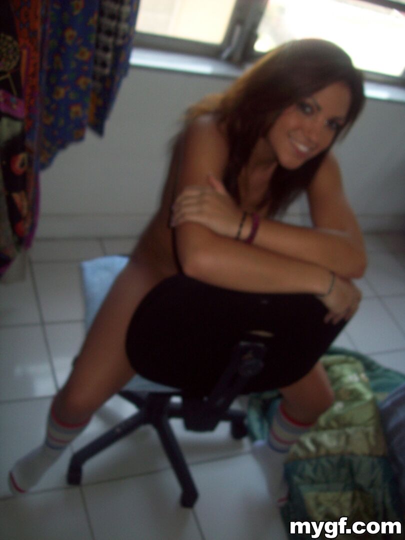 Bad Girl Blows Good Dick
