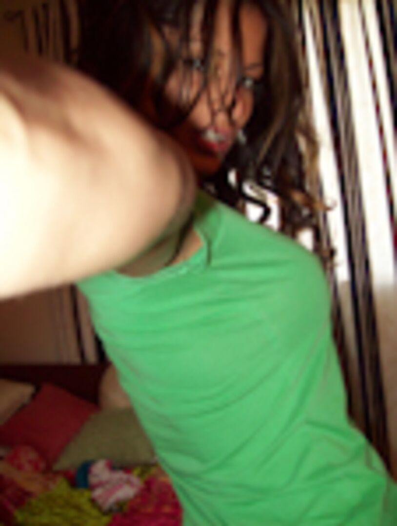 Girl Makes Sex Video For BF