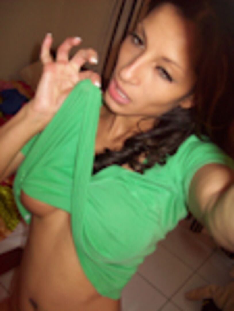 Girl Makes Sex Video For BF