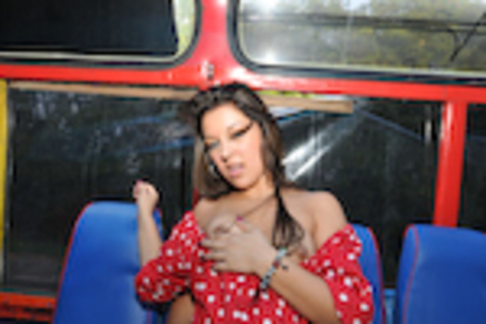 A Nataly Le Gusta El Pitillo