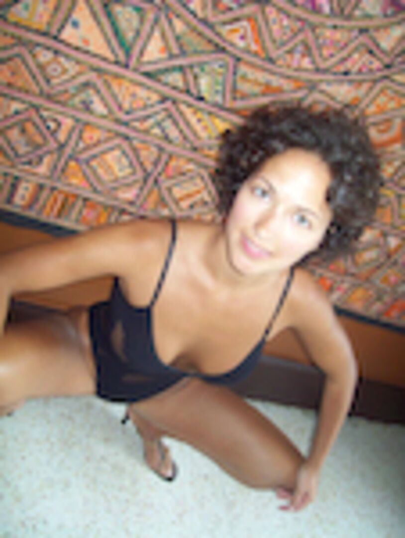 Hot Wifey Swallows Some Sausage