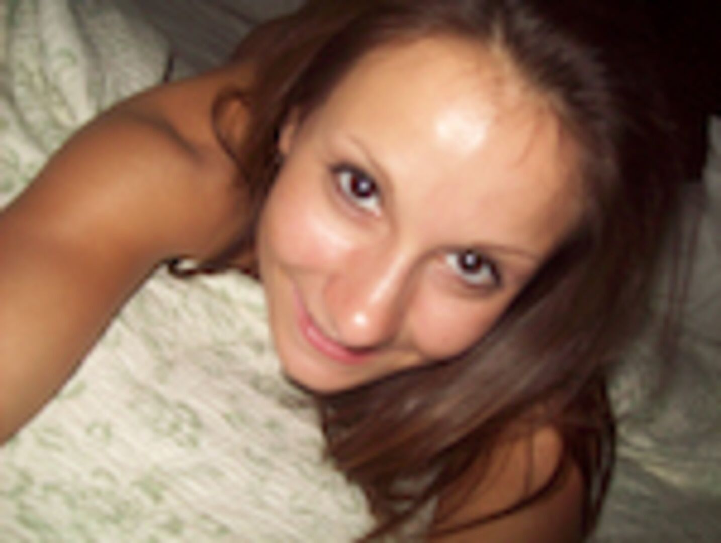 Horny Girlfriend Takes The Dick