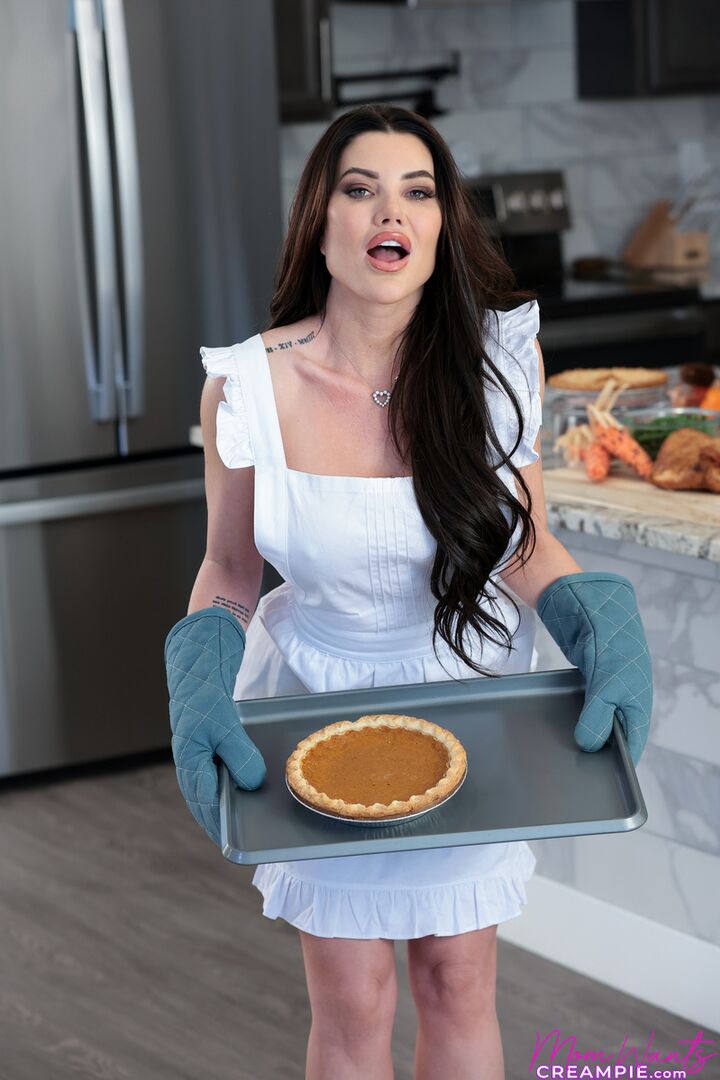 Stepmoms Thanksgiving Wish - S5:E5