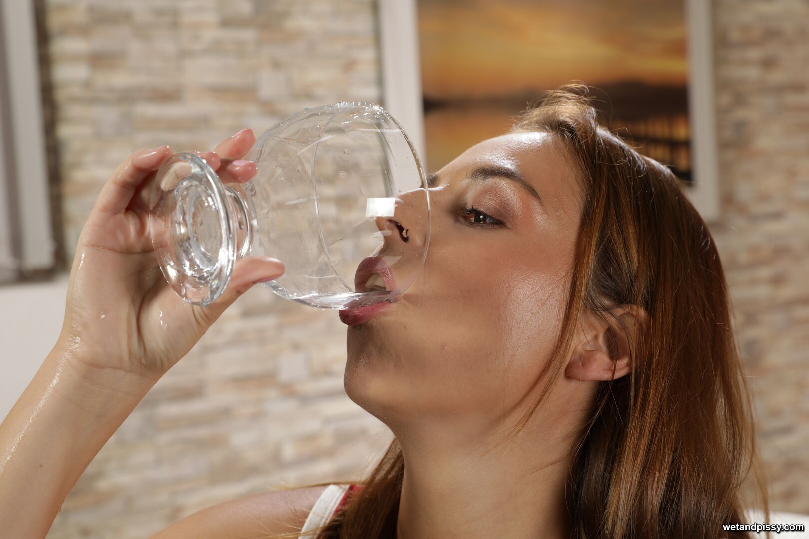 Antonia Sainz — Gulping It Down