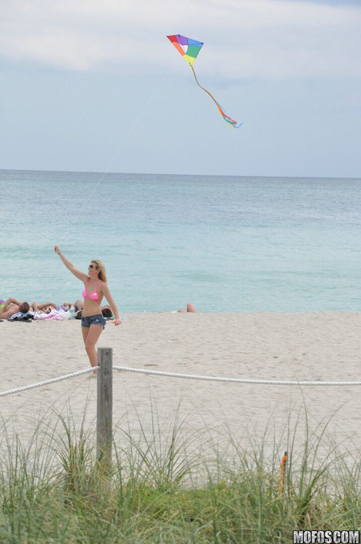 Kite Flying Cunt