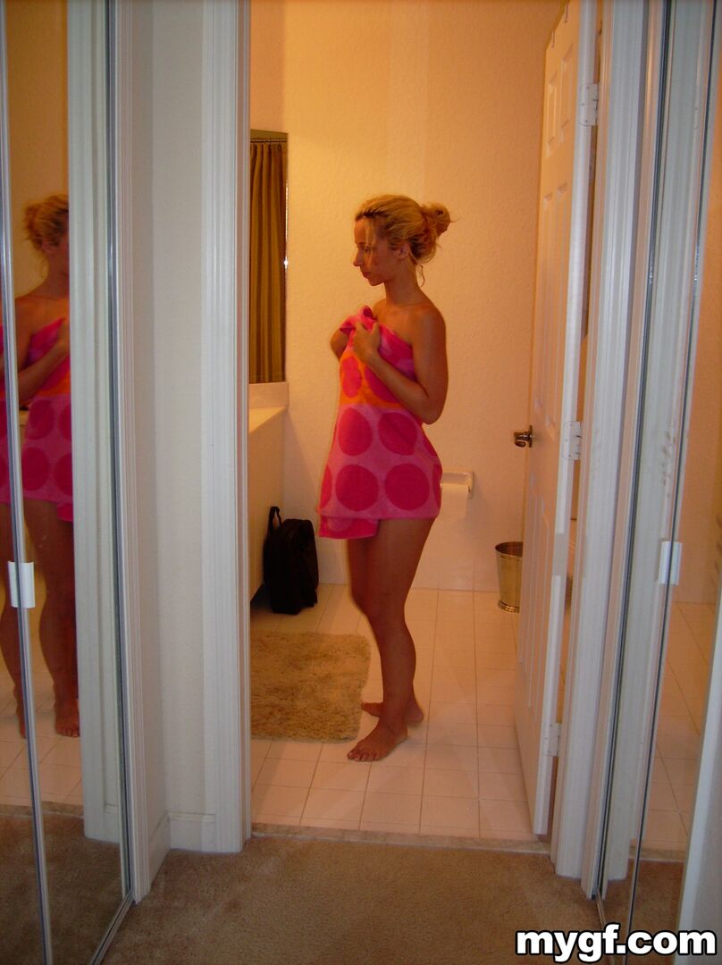 Blondie With A Body