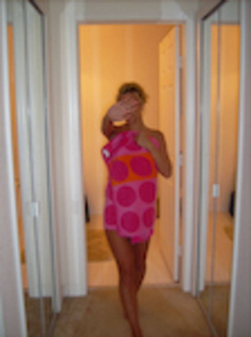 Blondie With A Body