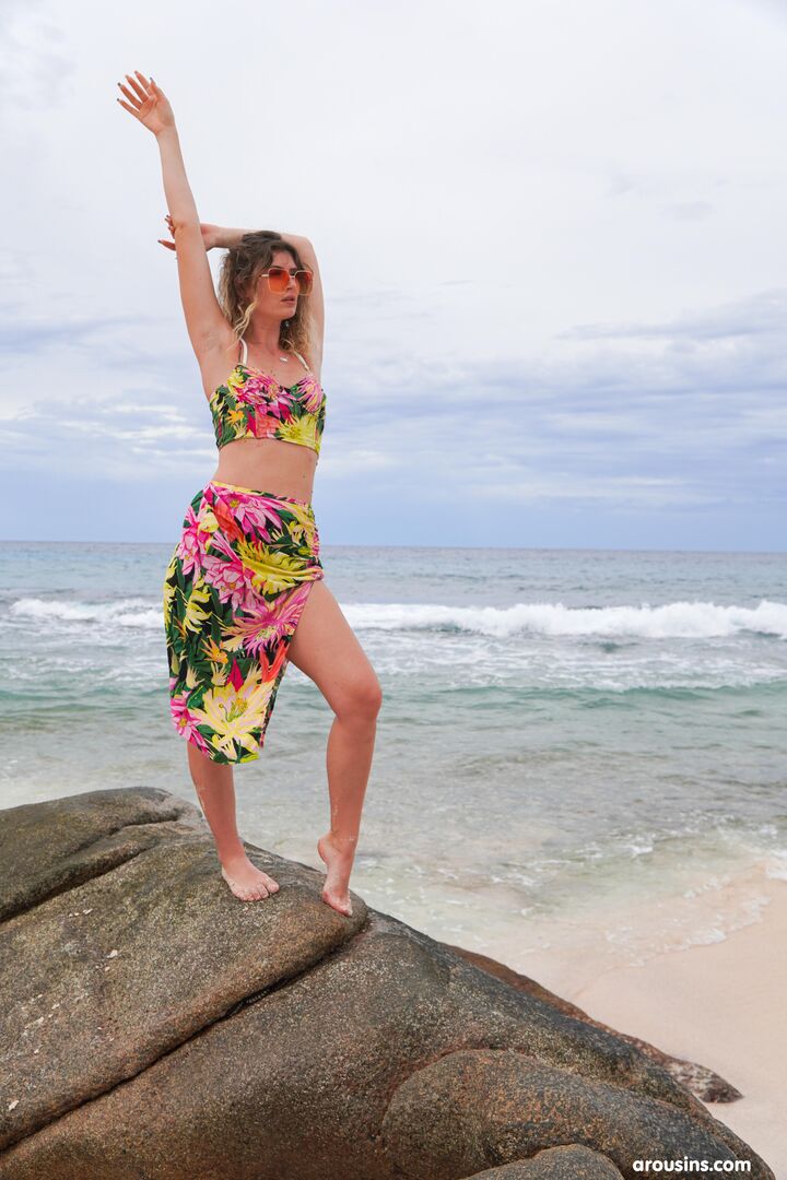 Candice Demellza on the beach