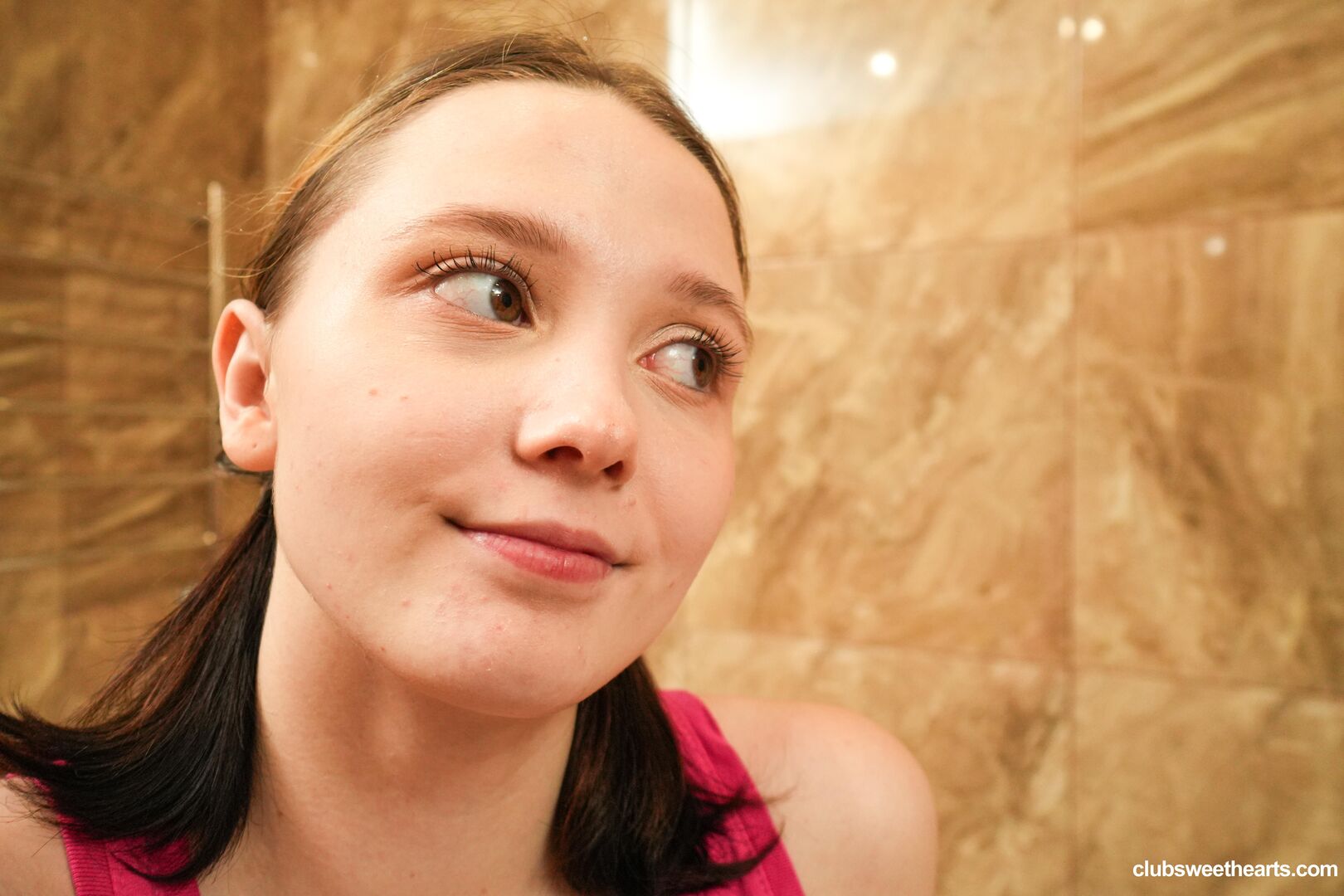 Shower time with Akina Asmus