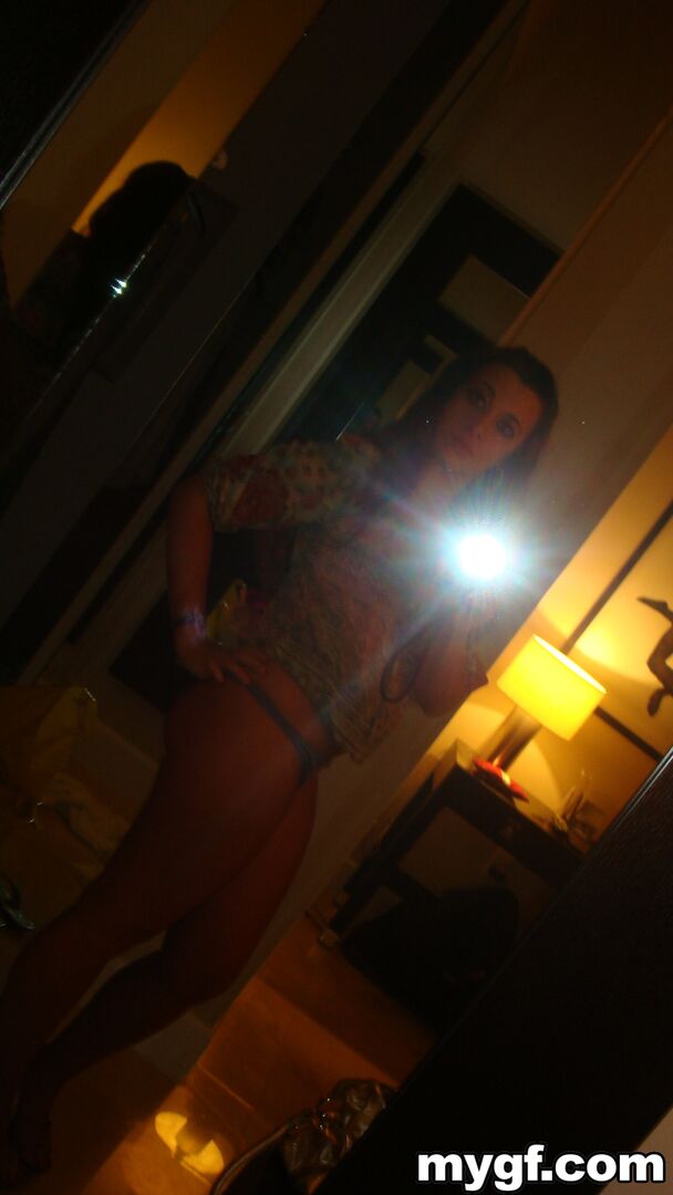 Thick Girl Gets Banged Out
