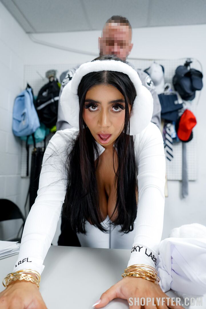 Case No. 8002108 - The Stolen Jewelry Inside Her Bra
