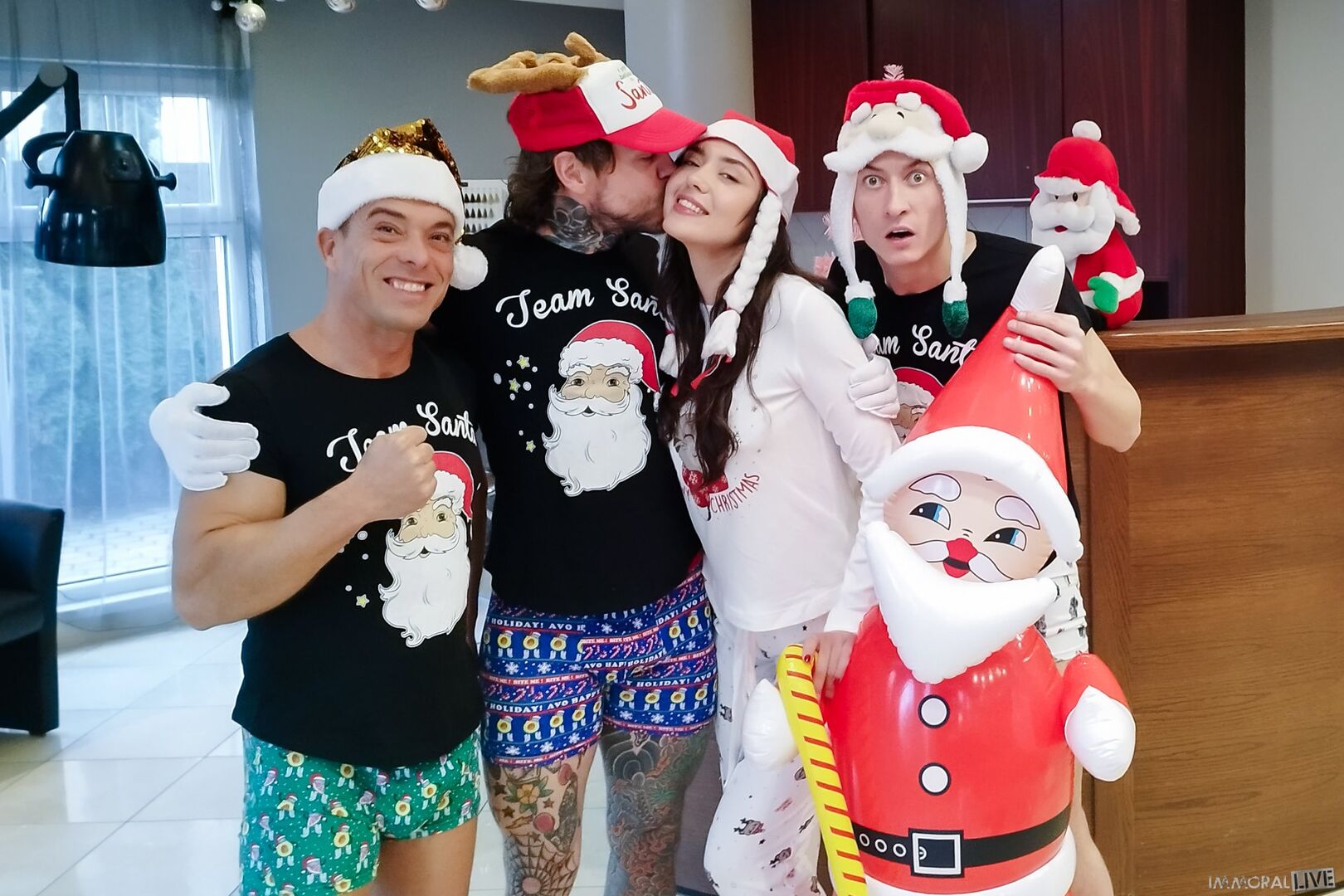 Mrs. Claus CUCKOLDS Santa in CRAZY CHRISTMAS GANGANG