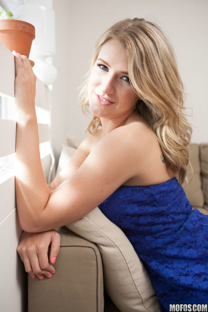 Beauty In Blue 0601