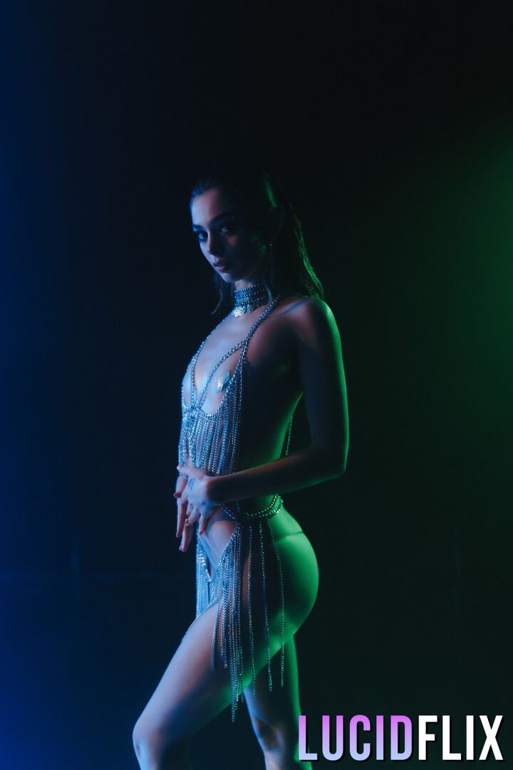 Luminati - Molly Little in Calypso