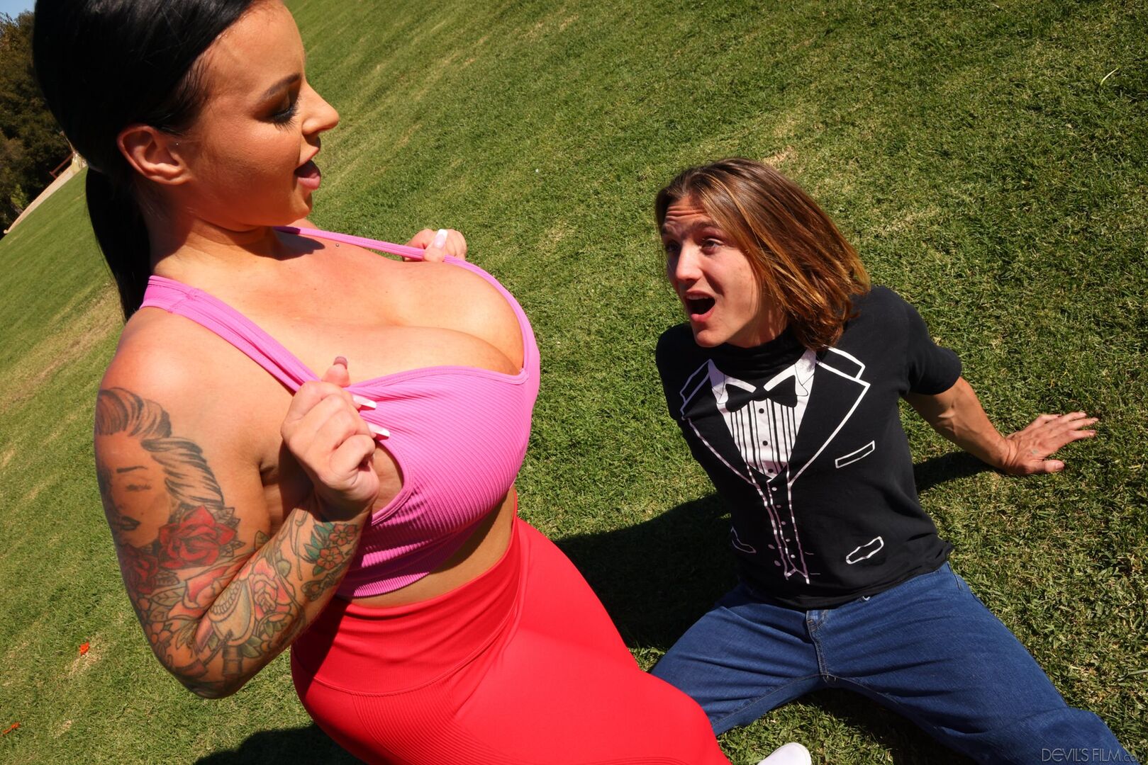 Boob Bouncing Bamboozle - Payton Preslee & Axel Haze