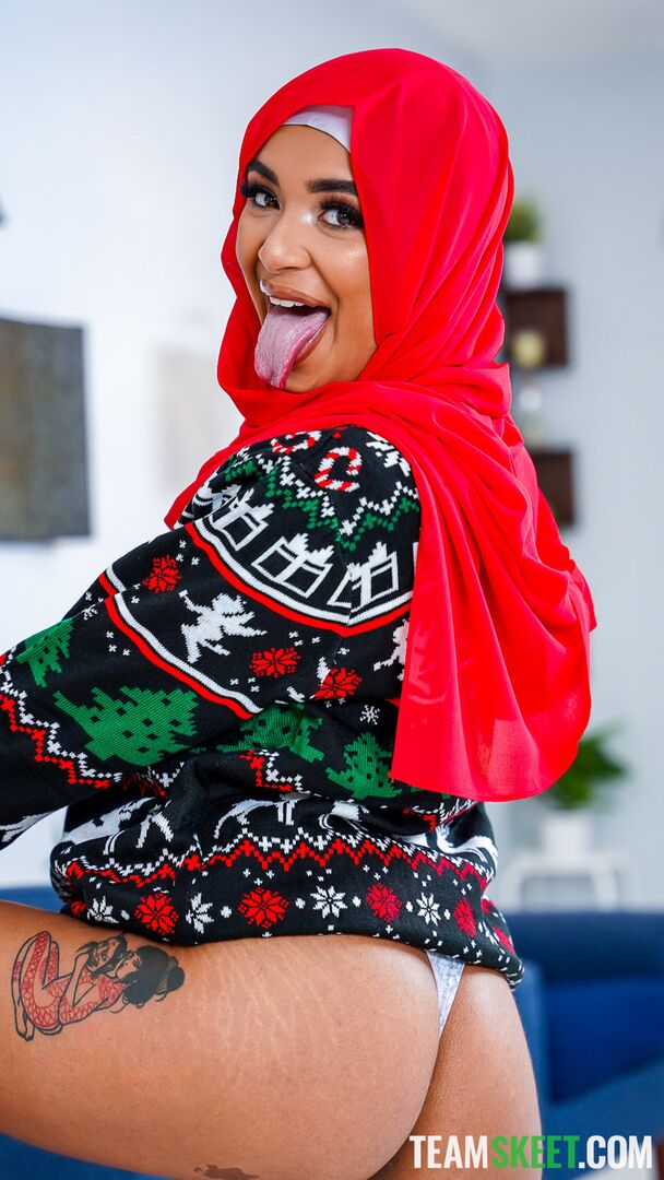Babi's Christmas Wish Cum True