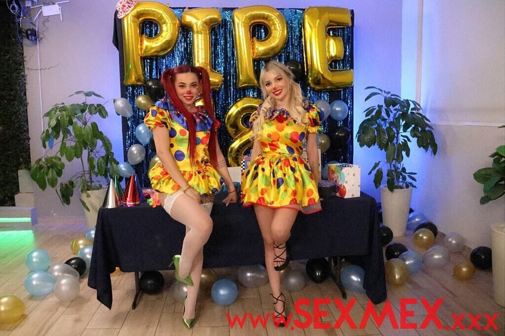 SEXY CLOWNETTE . Nicole Zurich