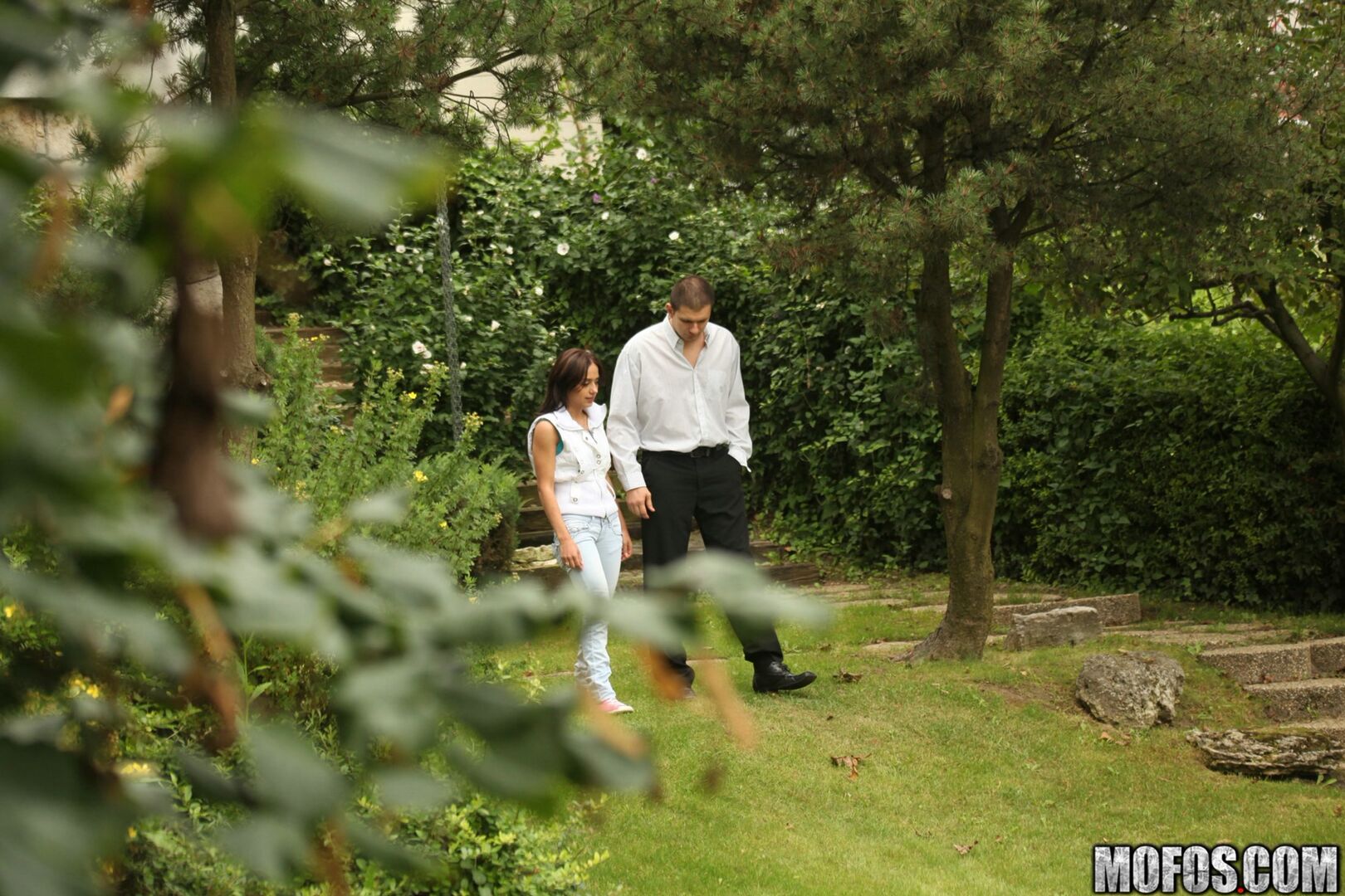 Back Yard Voyeur