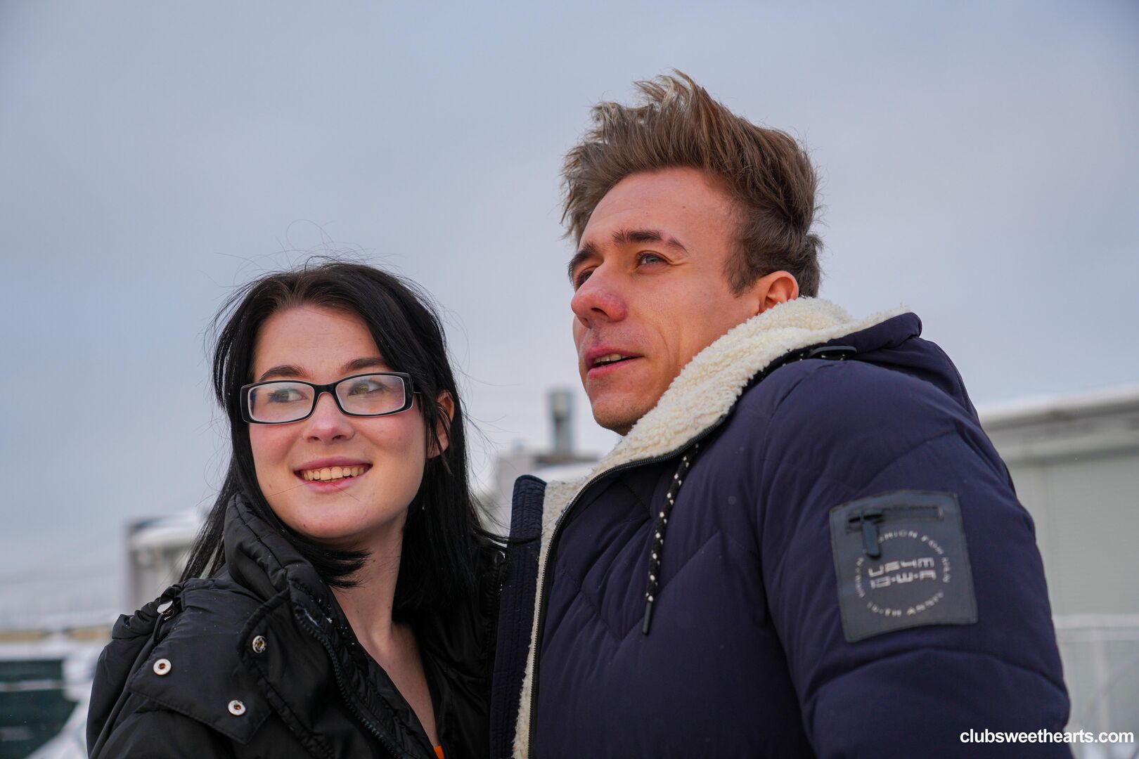 J Clark warms up Sarah Brown's freezing pussy