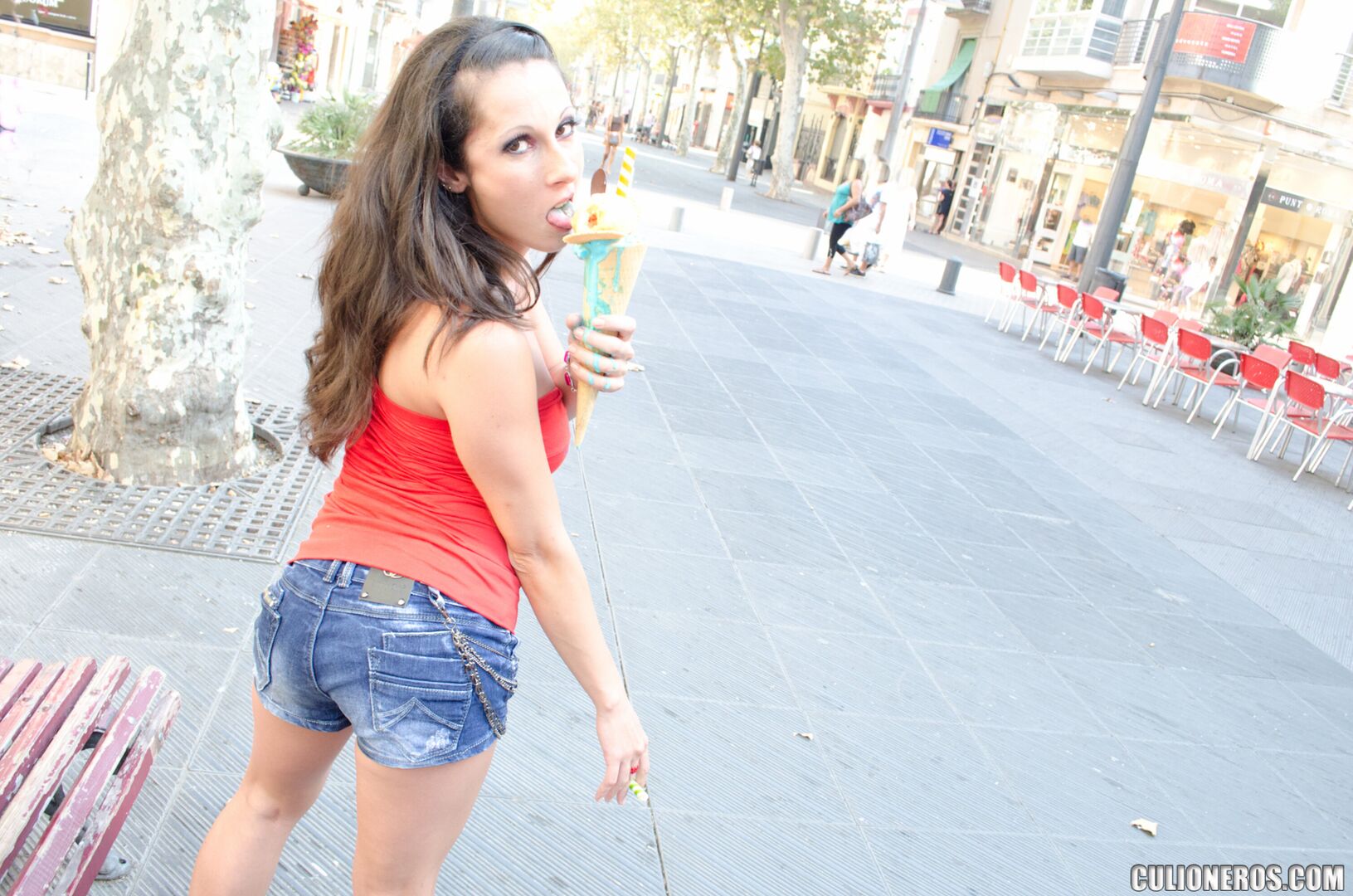 Diversion with Noemi