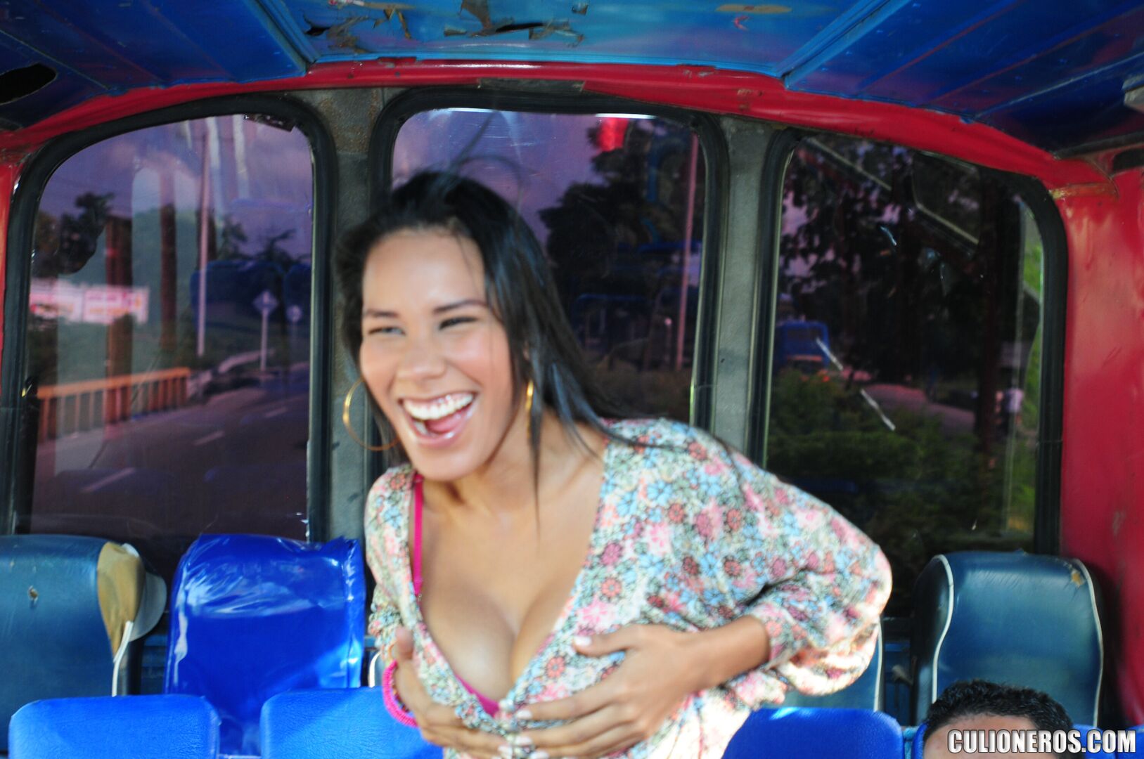 La Morena de Fuego!