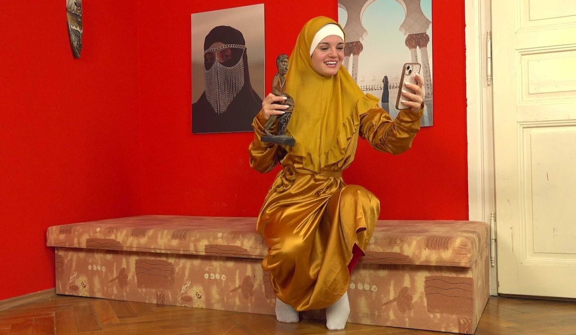 Sexy muslim cunt gets fucked hard