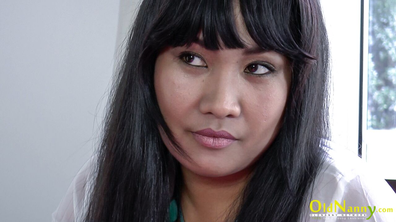 LACEY HAS SEX WITH LESBIAN PHILIPPINE WIFE