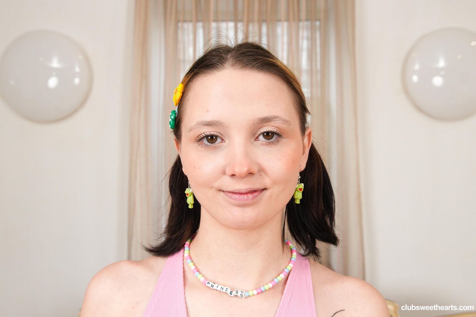 Horny babe with pigtails Akina Asmus