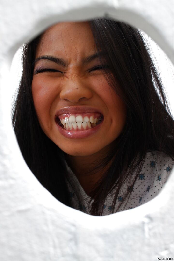Asian Shows You How She Works A Glory Hole