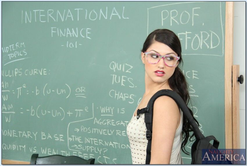 Scarlet Banks fucking in the classroom with her innie pussy