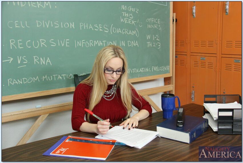 Aiden Starr fucking in the classroom with her big ass