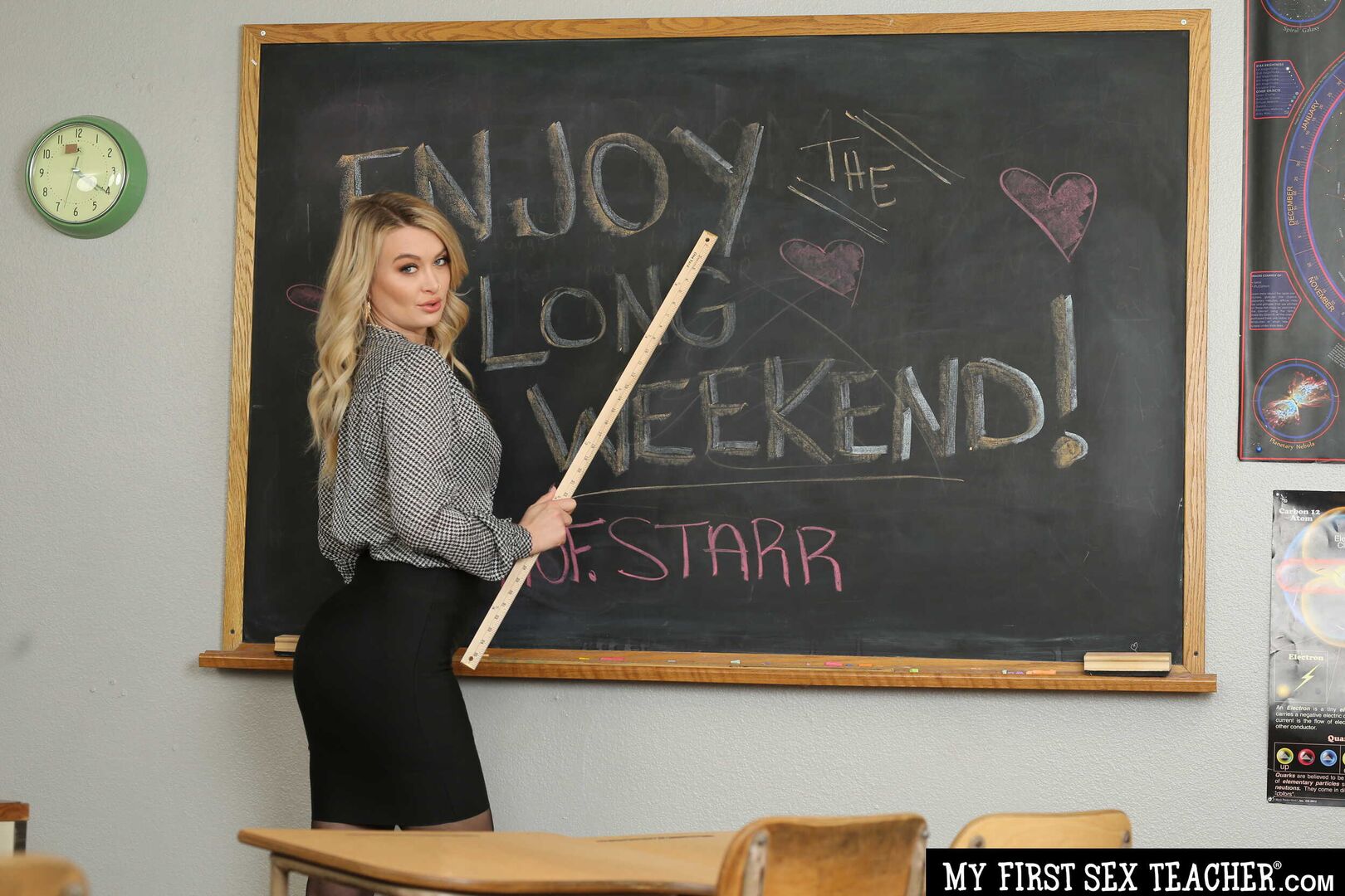 Professor Natalia Starr has her pussy stretched out in the classroom by a horny student