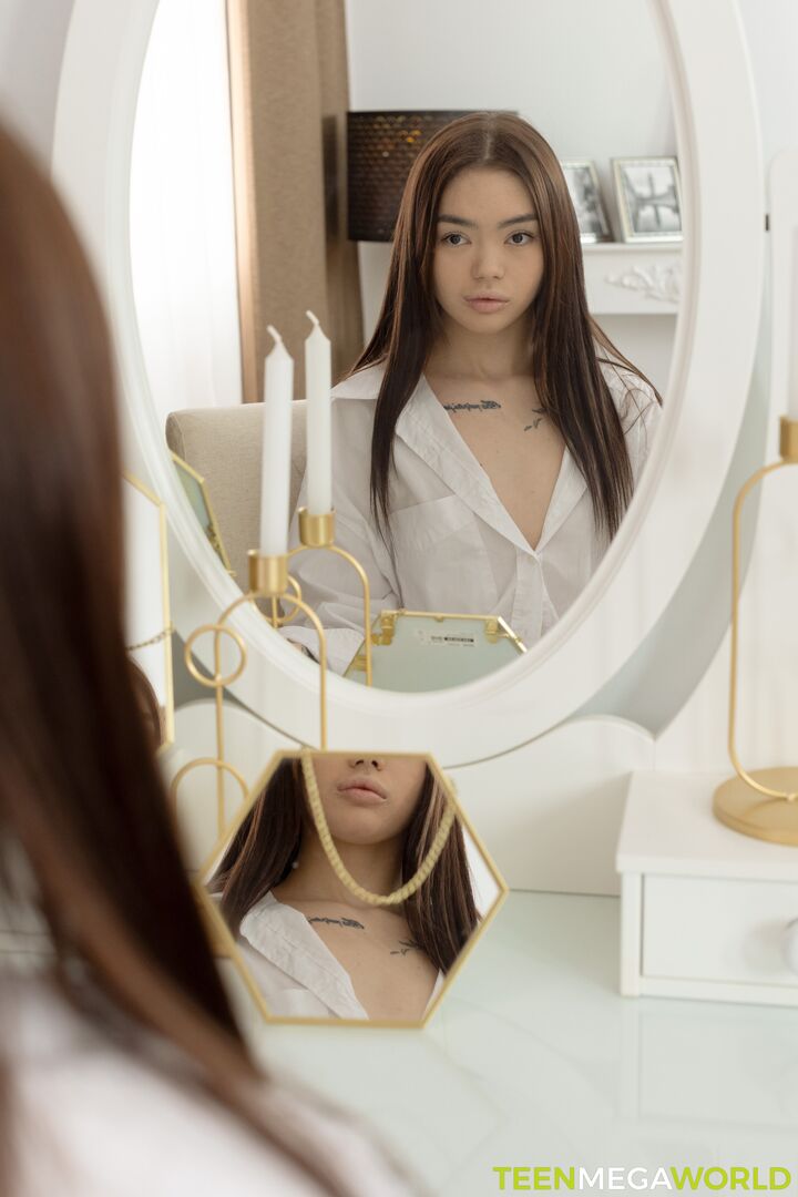 Sex in front of a mirror