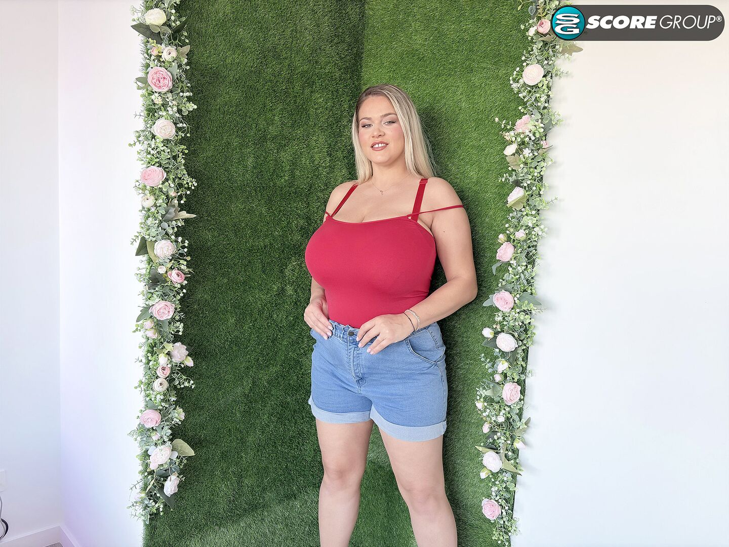 Erin Star: For Whom the Tits Clap