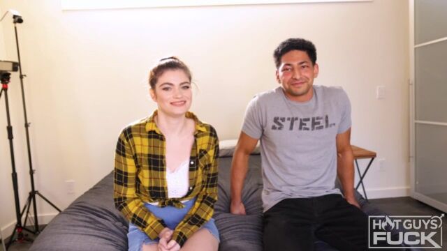 Miguel Cruz Fucks BIG Titty Nicole Rae!