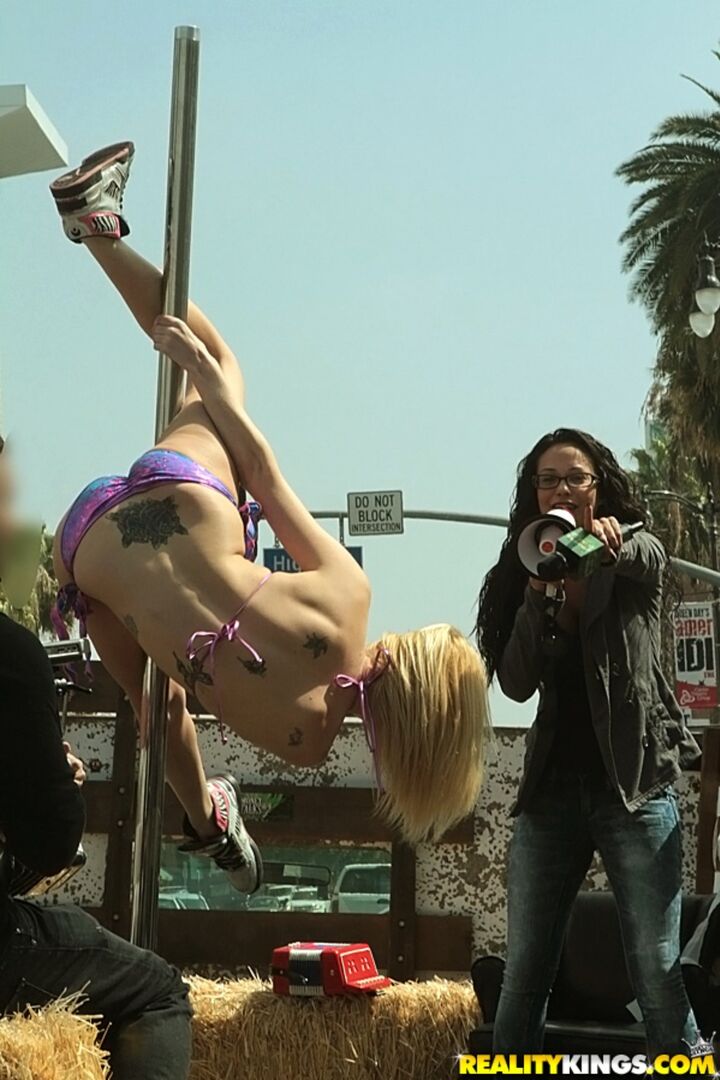 Cock Sandwich