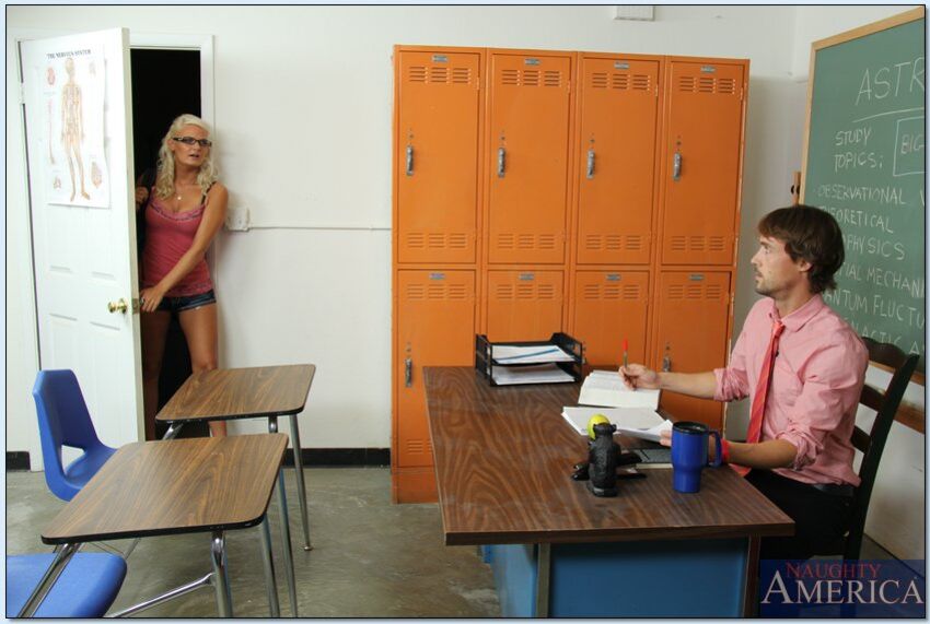 Tasha Loxx fucking in the classroom with her piercings