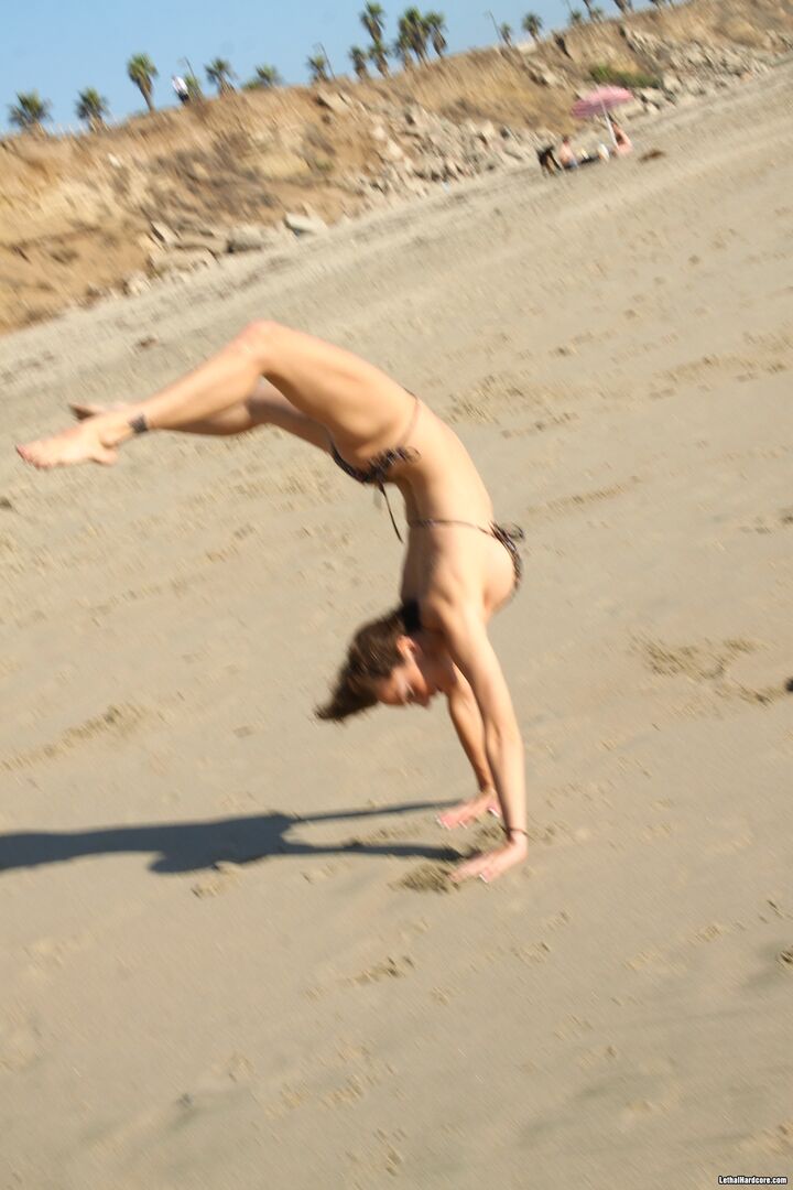 A Day Of Yoga At The Beach Turns Into Blissful Fucking